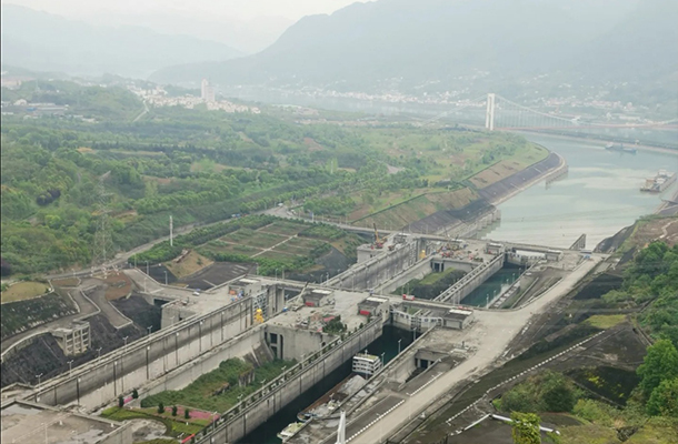 三峡大坝